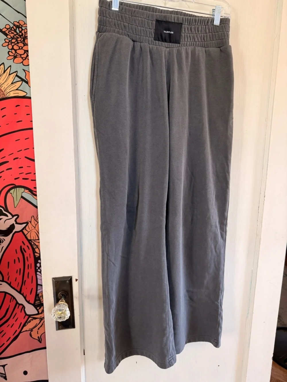 TALENTLESS Gray Elastic-Waist Sweatpants - Picture 1 of 5